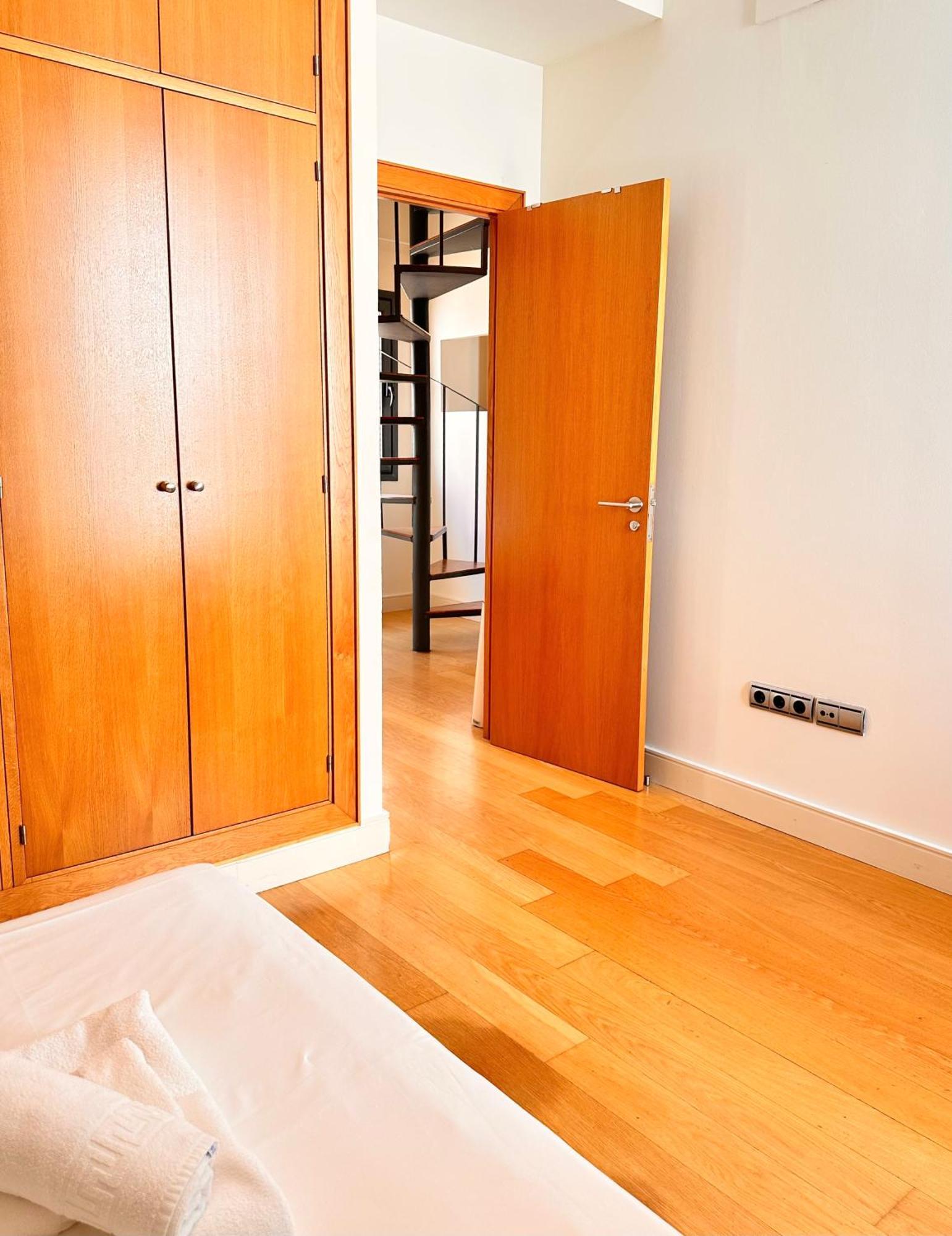 Penthouse Near Cathedral Private Rooftop Private Parking Séville Extérieur photo