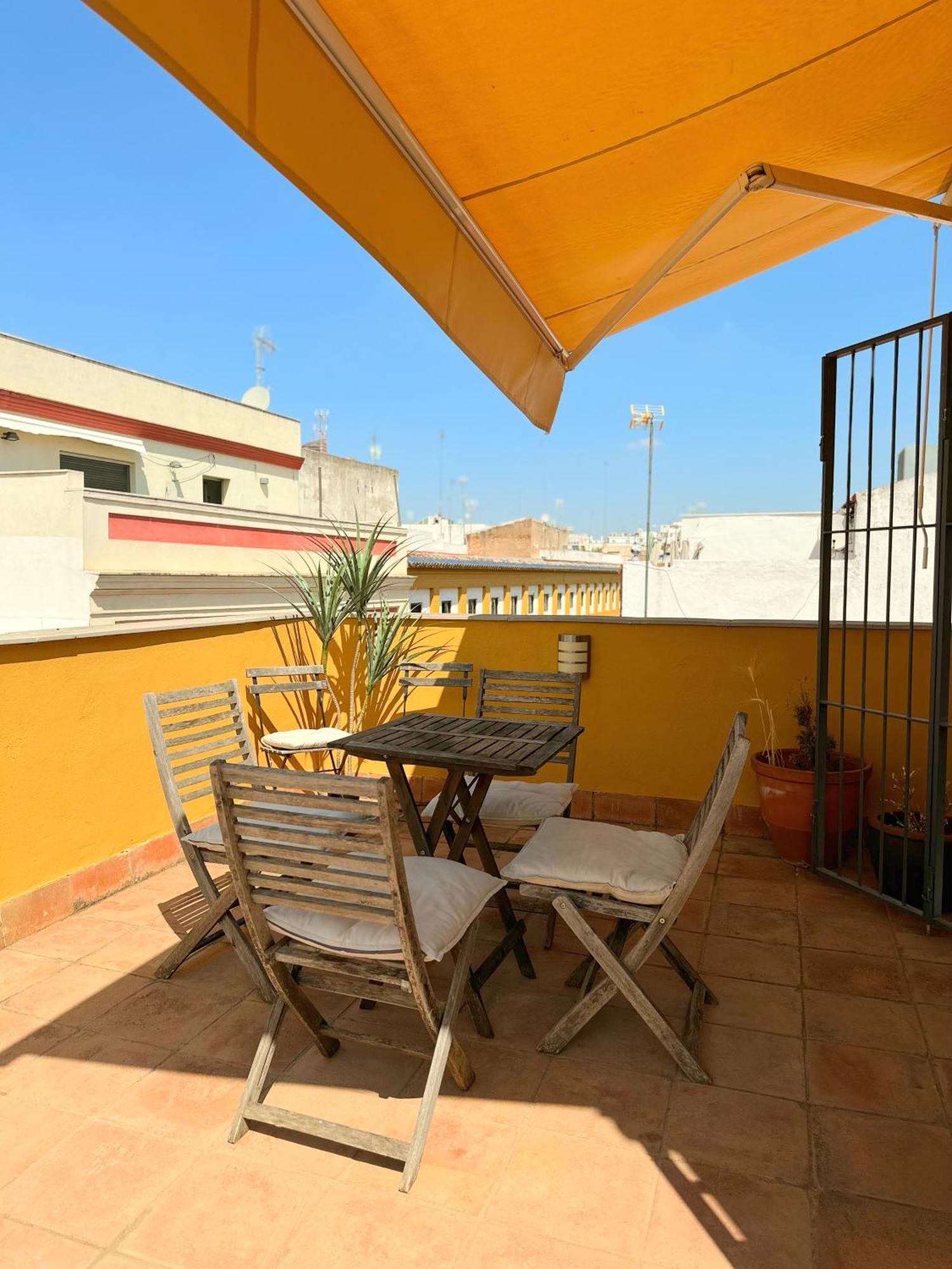 Penthouse Near Cathedral Private Rooftop Private Parking Séville Extérieur photo