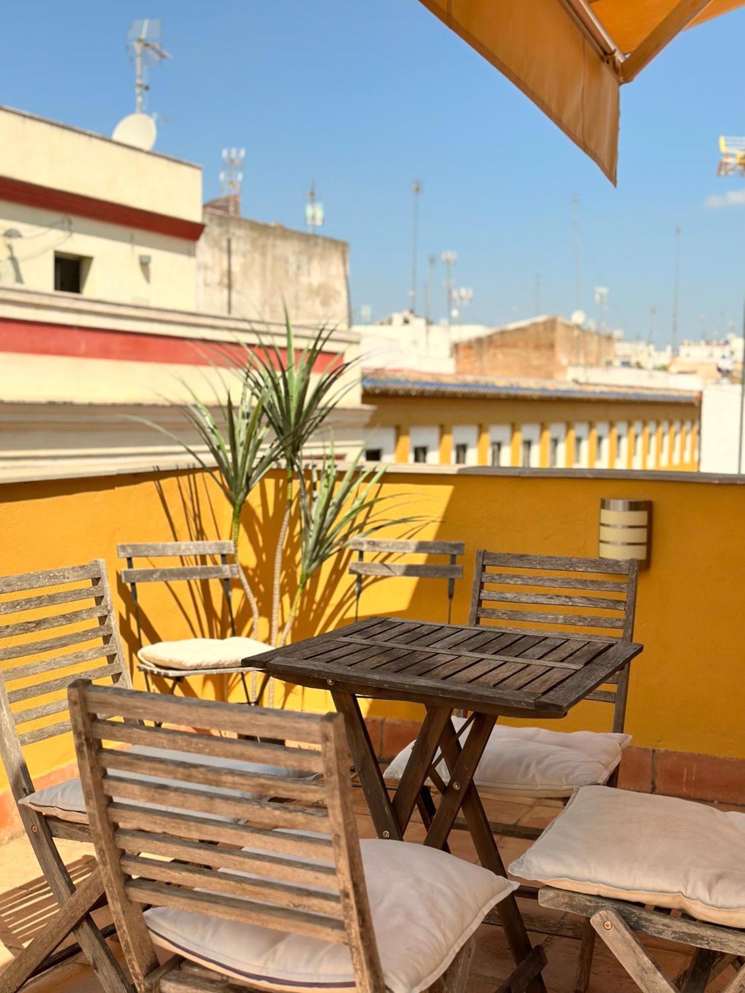 Penthouse Near Cathedral Private Rooftop Private Parking Séville Extérieur photo